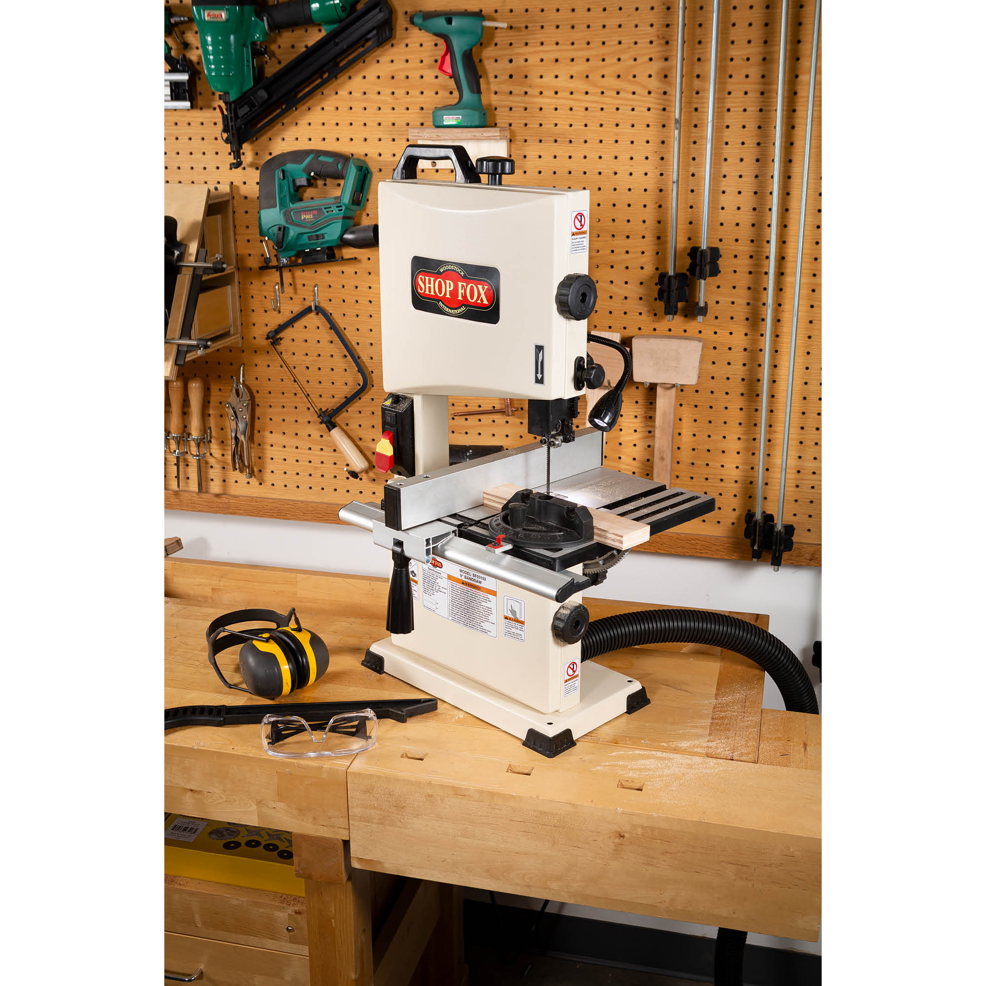 Shop Fox 9" Benchtop Bandsaw - W1878